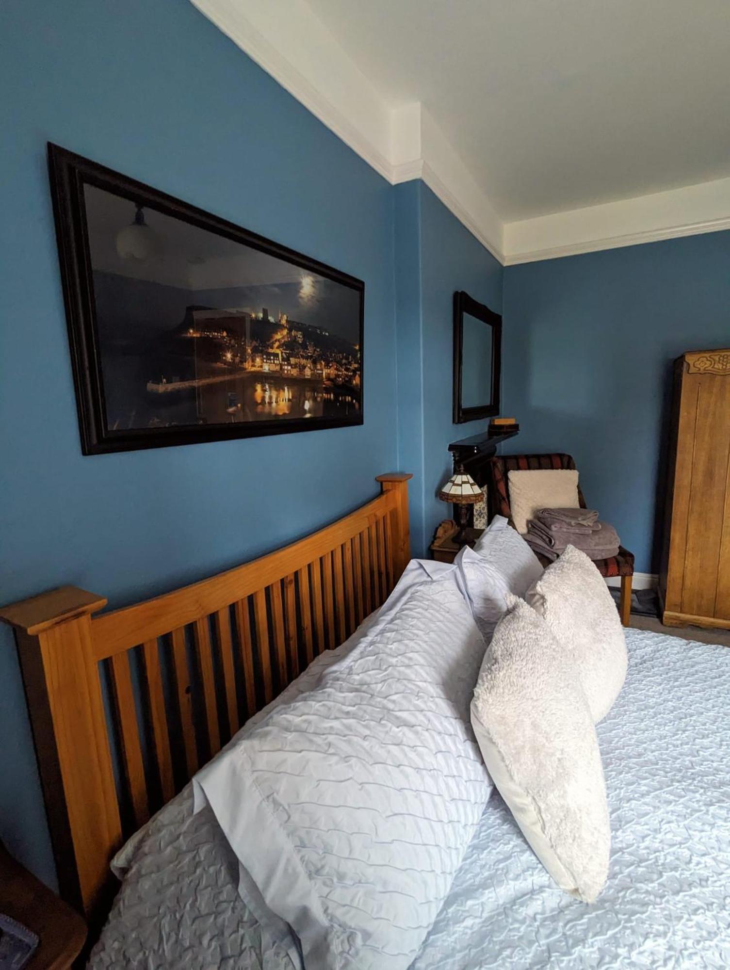 ウィットビー Number 18 Bed & Breakfast エクステリア 写真