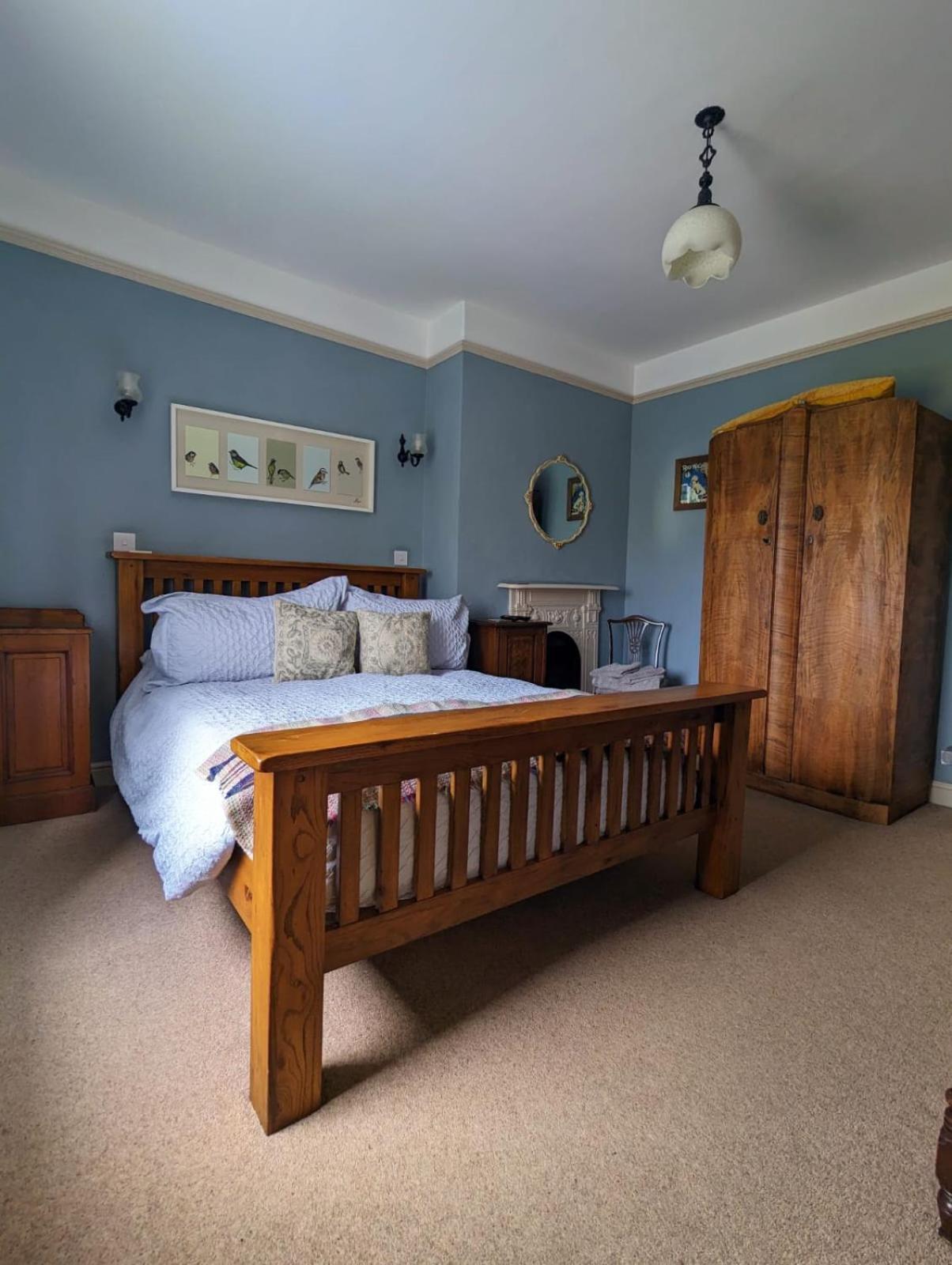 ウィットビー Number 18 Bed & Breakfast エクステリア 写真
