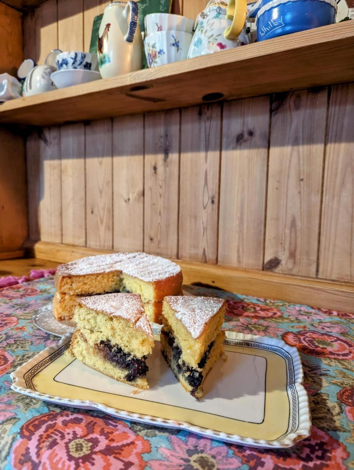 ウィットビー Number 18 Bed & Breakfast エクステリア 写真